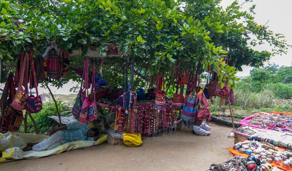 Hampi fela market